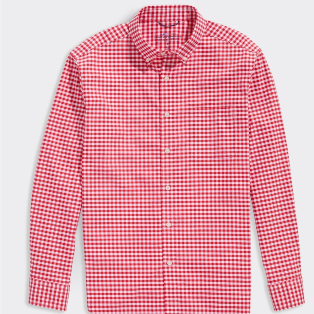 Men’s Vineyard Vines Medium Button up. NWT